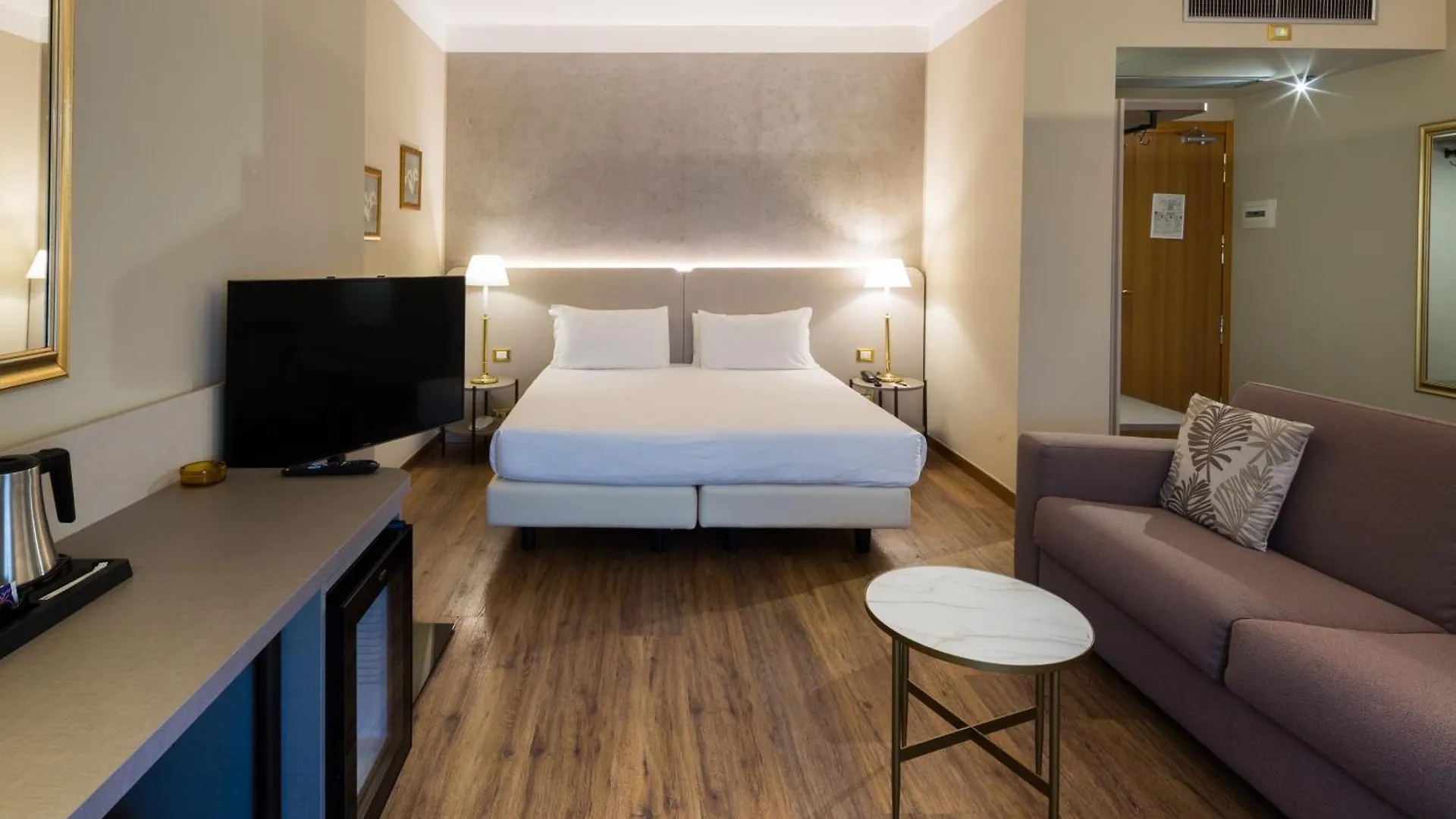 Hotel Nasco Μιλάνο 4*,  Ιταλία