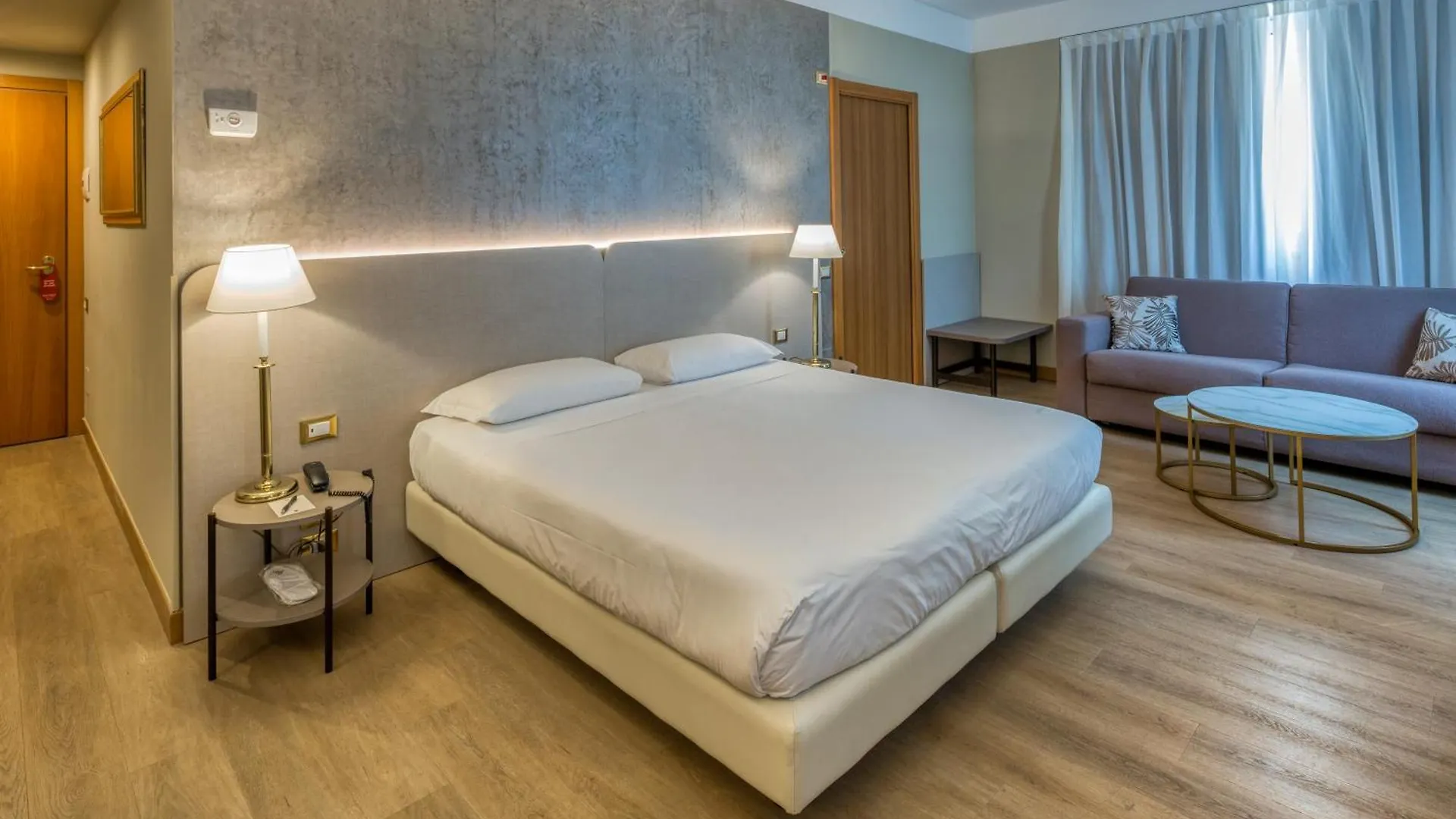 Hotel Nasco Μιλάνο 4*,
